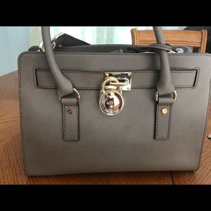 Micheal Kors Small Tote